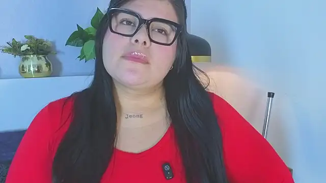 Snapshot of Scarlett_grey1 chatting on February 13, 2026, 4:12 am Scarlett grey1 online show from February 13, 2026, 4:12 am