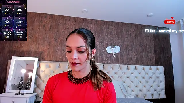 Snapshot of MeganLorensx chatting on June 13, 2026, 9:35 pm MeganLorensx online show from June 13, 2026, 9:35 pm