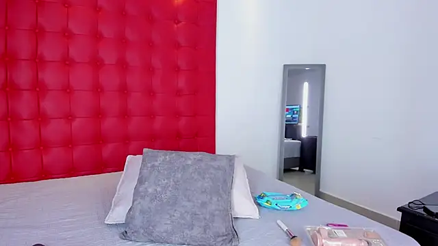 Daliana Beck online show from November 17, 2025, 8:02 pm