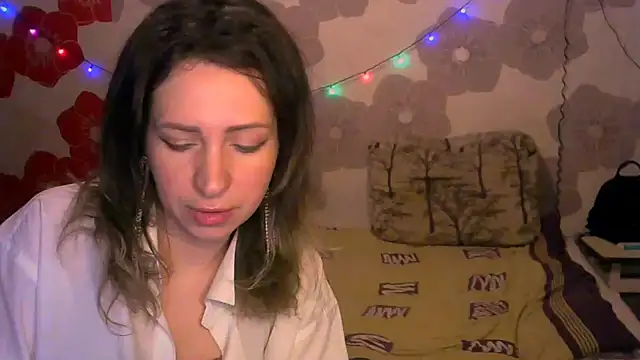 John Daenerys online show from December 19, 2025, 10:12 pm