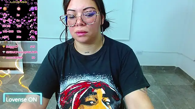 Snapshot of martinna_tay chatting on March 22, 2025, 8:29 am martinna tay online show from March 22, 2025, 8:29 am