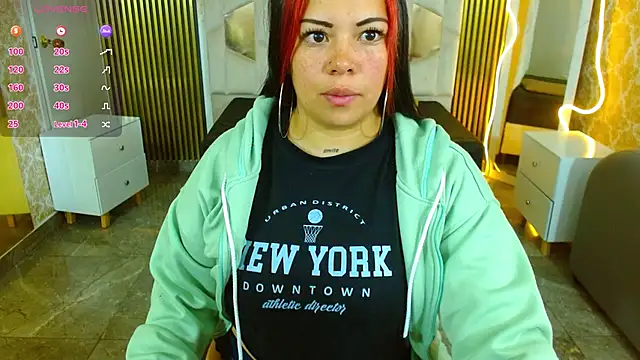 Snapshot of martinna_tay chatting on October 1, 2025, 3:11 am martinna tay online show from October 1, 2025, 3:11 am