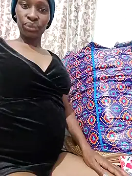 Snapshot of LOVELY-2BERRY chatting on January 12, 2026, 6:42 am LOVELY-2BERRY online show from January 12, 2026, 6:42 am