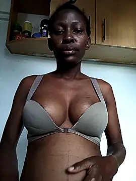 Snapshot of LOVELY-2BERRY chatting on December 18, 2025, 5:12 am LOVELY-2BERRY online show from December 18, 2025, 5:12 am