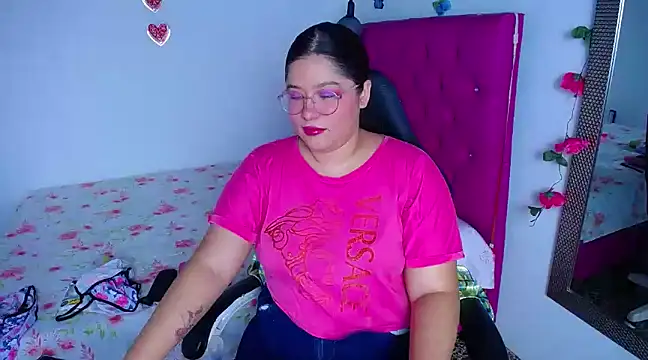 littleflower4you online show from March 4, 2025, 6:50 pm