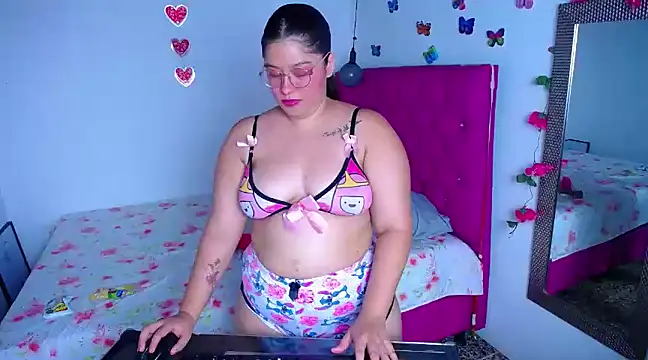 littleflower4you online show from March 4, 2025, 9:54 pm