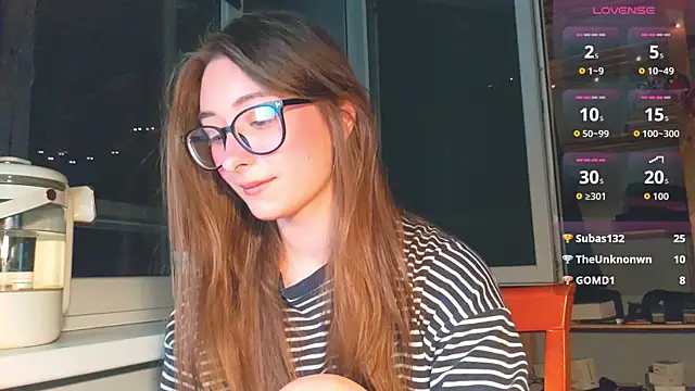 Snapshot of monlight__dana chatting on June 6, 2026, 8:47 pm monlight dana online show from June 6, 2026, 8:47 pm