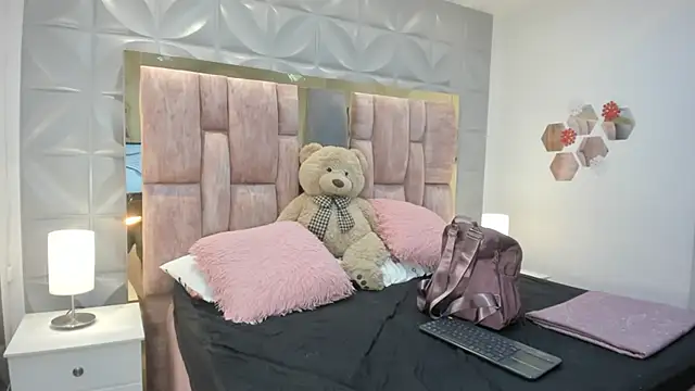 Charlotte Ice1 online show from March 16, 2026, 3:48 pm