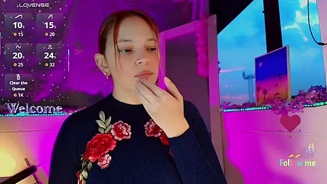 Snapshot of mariana_scott__ chatting on November 30, 2025, 10:43 pm mariana scott online show from November 30, 2025, 10:43 pm