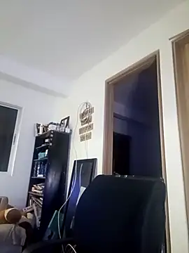 Alex flair online show from October 3, 2025, 6:04 am