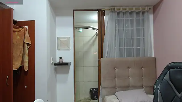 Alex flair online show from March 22, 2025, 10:17 am