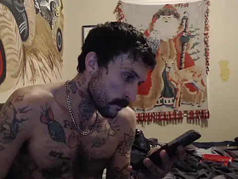 hungandtatted666 online show from January 25, 2025, 3:51 am