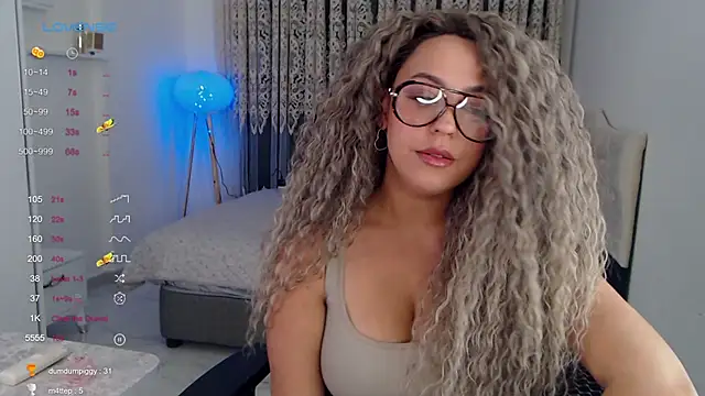  Just a queen 3 online show from November 1, 2025, 11:37 am