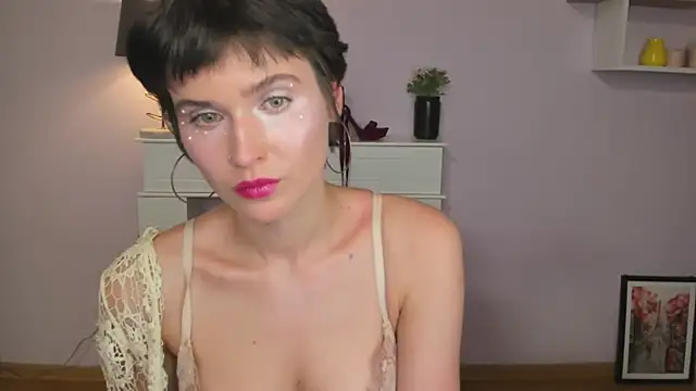 Snapshot of sarah_perfect chatting on June 23, 2026, 1:53 pm sarah perfect online show from June 23, 2026, 1:53 pm