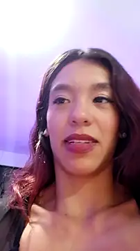 Snapshot of LunaF04 chatting on March 9, 2025, 6:39 am LunaF04 online show from March 9, 2025, 6:39 am