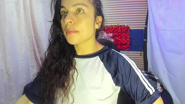 Snapshot of rosse_2504 chatting on April 24, 2026, 11:23 am rosse 2504 online show from April 24, 2026, 11:23 am