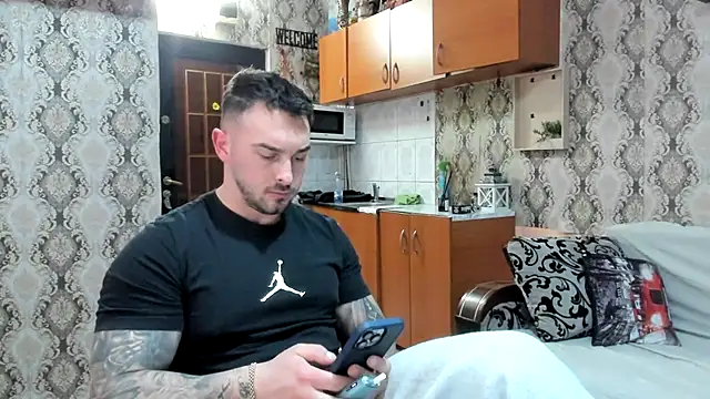 Jonmusclemaster online show from January 17, 2026, 9:40 pm