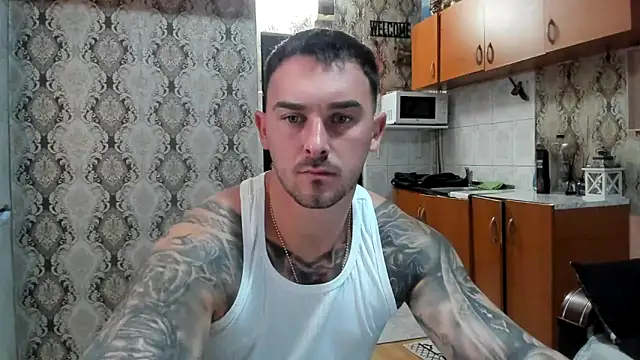 Snapshot of Jonmusclemaster chatting on November 6, 2025, 9:08 pm Jonmusclemaster online show from November 6, 2025, 9:08 pm