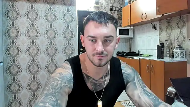 Snapshot of Jonmusclemaster chatting on November 8, 2025, 8:23 pm Jonmusclemaster online show from November 8, 2025, 8:23 pm