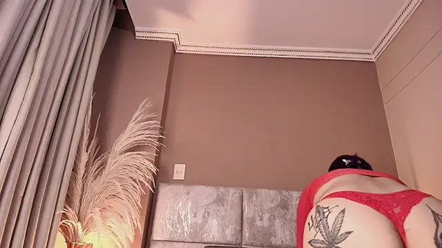 Snapshot of AlissaNix chatting on March 12, 2026, 12:49 am AlissaNix online show from March 12, 2026, 12:49 am