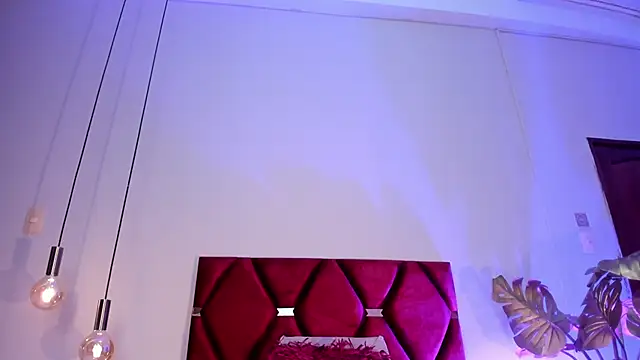 Snapshot of AlissaNix chatting on March 2, 2025, 12:42 am AlissaNix online show from March 2, 2025, 12:42 am