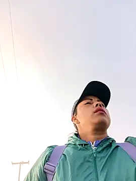 Snapshot of _andrea30 chatting on November 8, 2025, 11:25 am andrea30 online show from November 8, 2025, 11:25 am