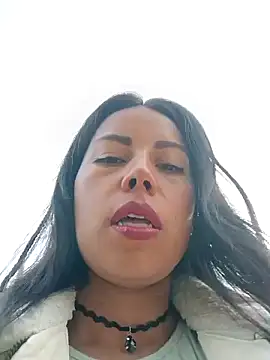 Snapshot of _andrea30 chatting on December 16, 2025, 11:58 am andrea30 online show from December 16, 2025, 11:58 am