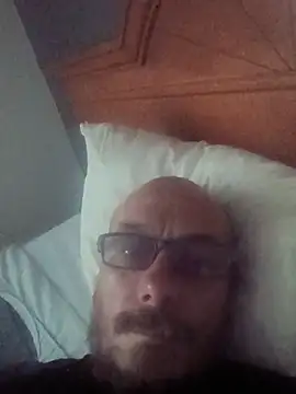 deepinnnnn online show from July 10, 2026, 3:06 am