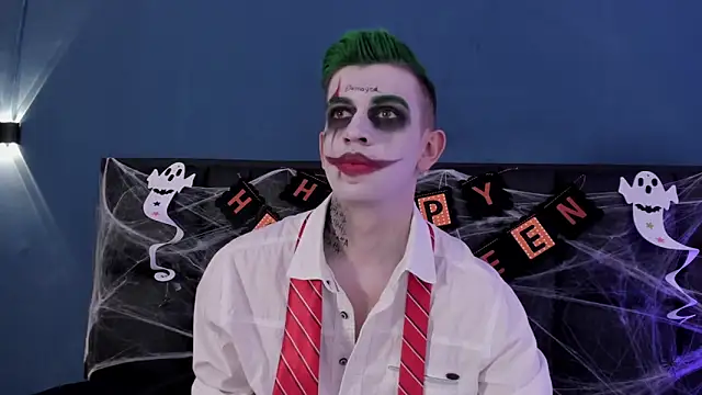 Snapshot of MikaelSlow chatting on October 21, 2025, 4:01 am MikaelSlow online show from October 21, 2025, 4:01 am