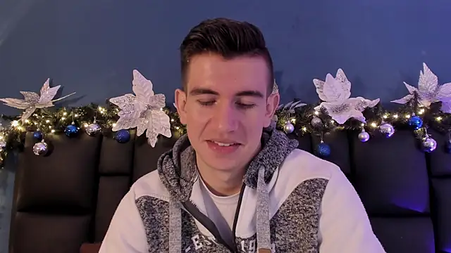 Snapshot of MikaelSlow chatting on December 5, 2025, 3:27 am MikaelSlow online show from December 5, 2025, 3:27 am