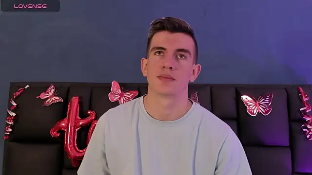 MikaelSlow online show from February 14, 2026, 3:40 am