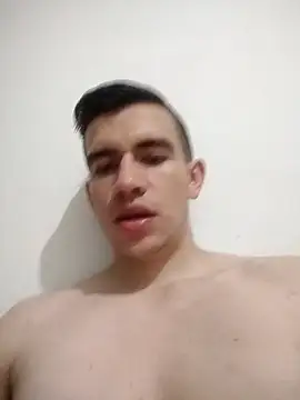 MikaelSlow online show from February 26, 2026, 4:23 am