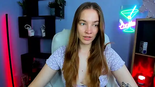 kenzie x online show from November 5, 2025, 7:44 am