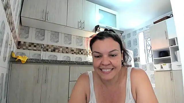 Snapshot of MarilynDavies chatting on October 30, 2025, 4:59 pm MarilynDavies online show from October 30, 2025, 4:59 pm