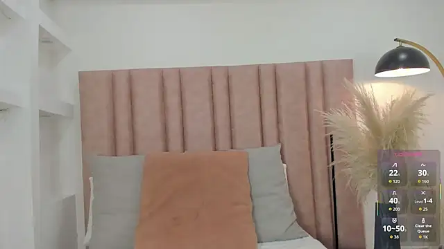 im alejandra  online show from November 10, 2025, 11:10 pm