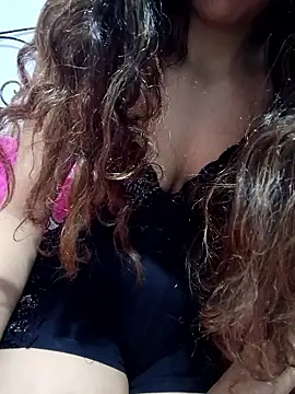 Fatina111 online show from January 9, 2026, 2:18 am