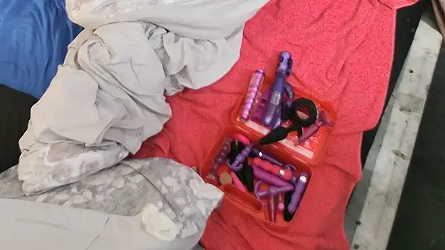 ROCKHARDDADDY86 online show from February 9, 2026, 1:58 am