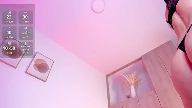 Snapshot of Mia_222 chatting on April 5, 2026, 10:55 am Mia 222 online show from April 5, 2026, 10:55 am