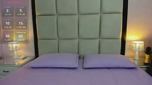 Snapshot of HannaClarrk_ chatting on November 25, 2025, 7:03 pm HannaClarrk online show from November 25, 2025, 7:03 pm