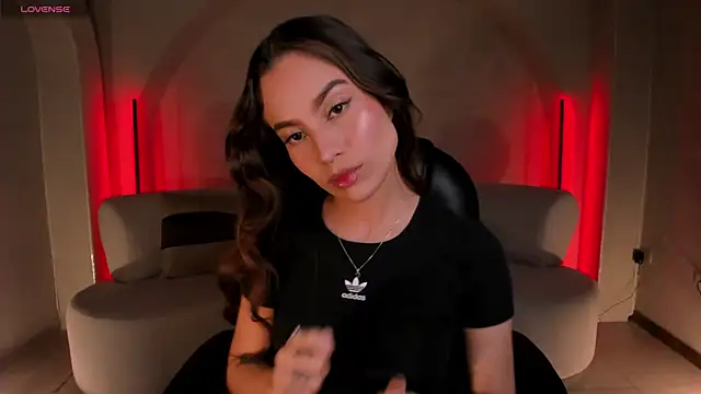 MarianneLane online show from December 15, 2025, 9:42 pm