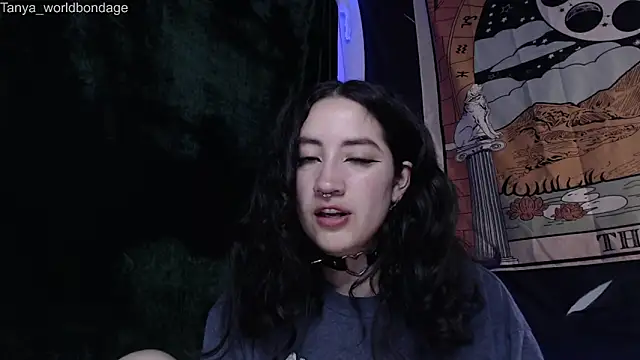 Snapshot of Tanya_WorldBondage chatting on November 28, 2025, 11:16 pm Tanya WorldBondage online show from November 28, 2025, 11:16 pm