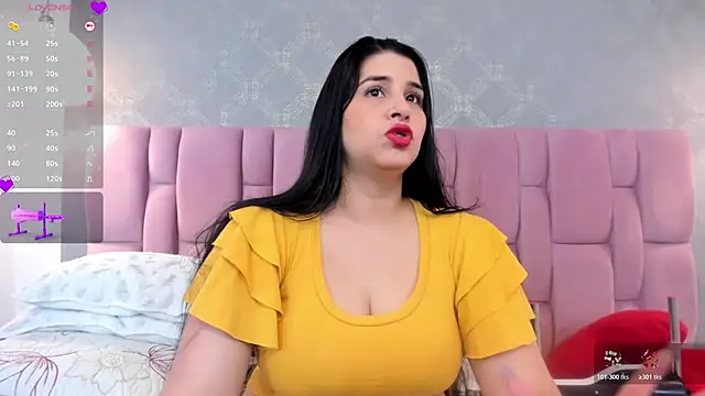 Snapshot of brithanyadams23 chatting on April 28, 2026, 3:44 am brithanyadams23 online show from April 28, 2026, 3:44 am