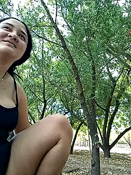 Snapshot of Liancy chatting on October 8, 2025, 7:47 pm Liancy online show from October 8, 2025, 7:47 pm