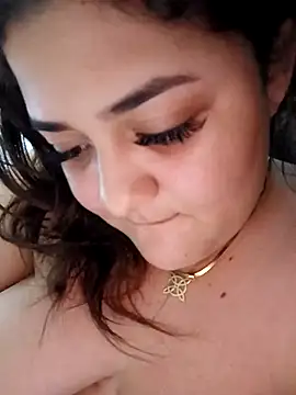 Snapshot of Liancy chatting on February 21, 2025, 3:34 am Liancy online show from February 21, 2025, 3:34 am