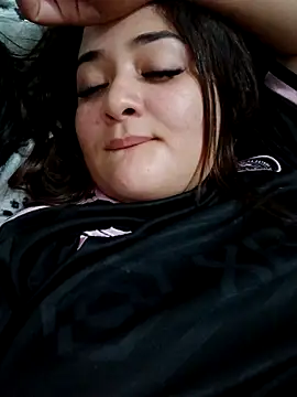 Snapshot of Liancy chatting on February 19, 2025, 4:01 am Liancy online show from February 19, 2025, 4:01 am