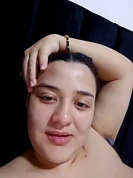 Snapshot of Liancy chatting on April 12, 2026, 9:40 pm Liancy online show from April 12, 2026, 9:40 pm