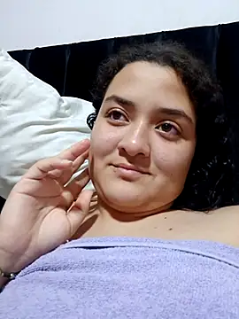 Snapshot of Liancy chatting on October 31, 2025, 8:38 pm Liancy online show from October 31, 2025, 8:38 pm