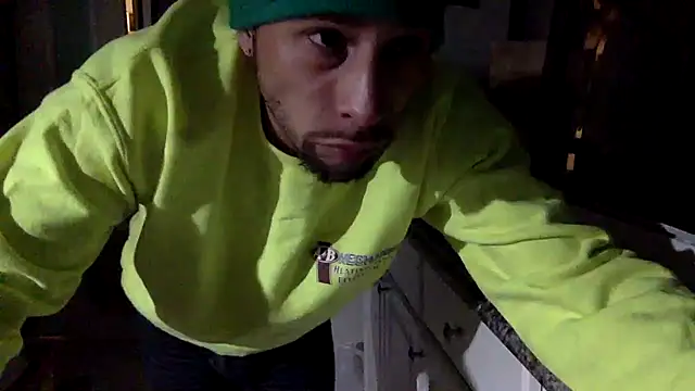 tongueispowerr6d9 online show from October 10, 2025, 7:09 am