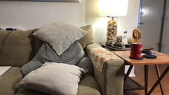 Snapshot of Rock_Pierce chatting on November 8, 2025, 8:01 pm Rock Pierce online show from November 8, 2025, 8:01 pm