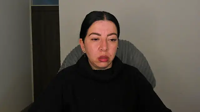 Snapshot of Im_coco chatting on September 30, 2025, 12:49 am Im coco online show from September 30, 2025, 12:49 am